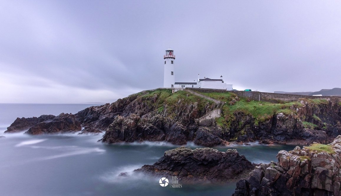“My guiding light” 📍fanad head lighthouse, Co.Donegal, Eire. #photography #photooftheday #photographer #longexposure #lighthouse #ireland #donegal #landscape #landscapephotography #irish #irelandphotos #fujifilm_xseries #formatthitech #sea