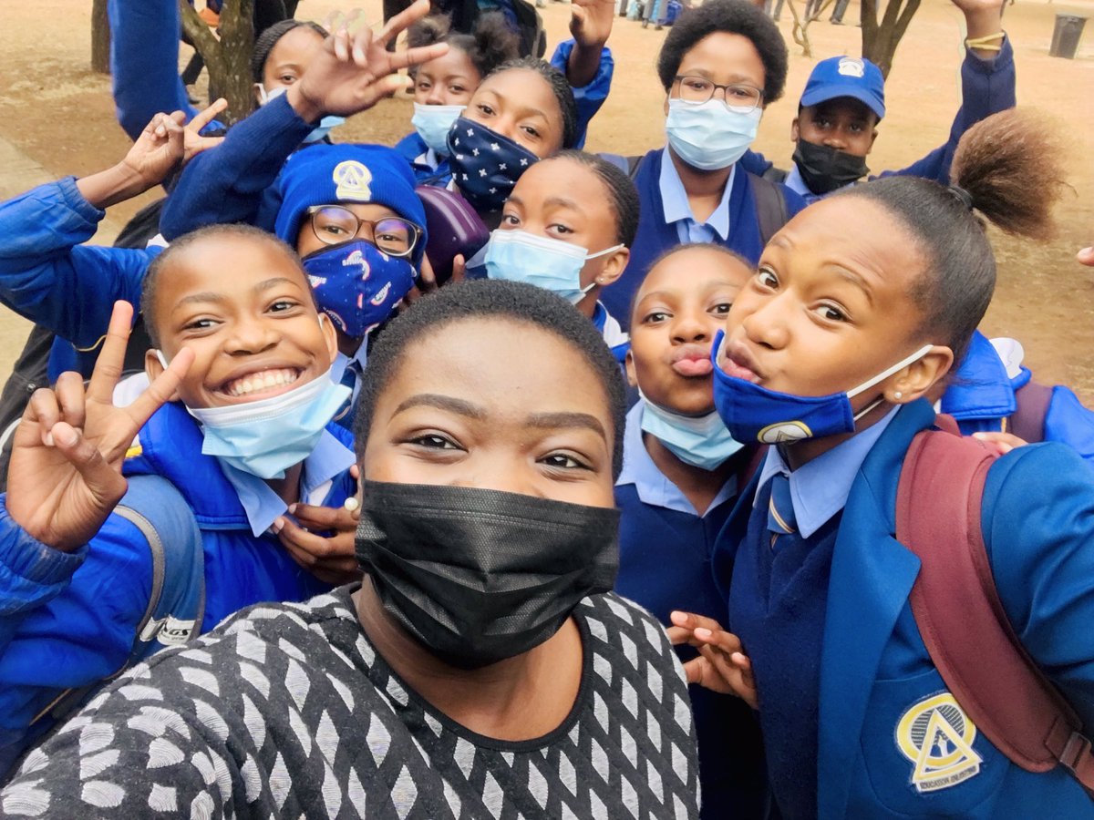 AmandaNomnqa's tweet photo. SheIsBrave 🌍
Empowering girls for an ongoing change through which girls will expand their aspirations, strengthen their voice, and exercise more choice.
#mentorshipprogram #girls #empowerment #sheisbrave
#generationequality https://t.co/qRzcFM7qqL