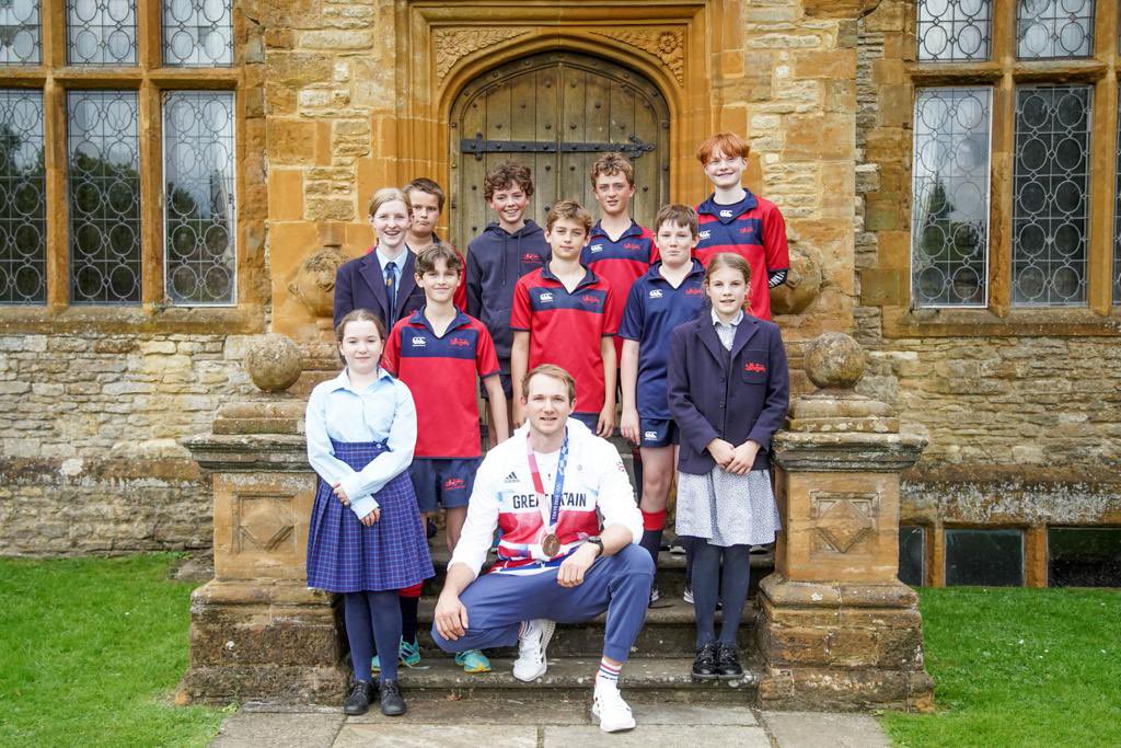 Winchester House Sch tweet media