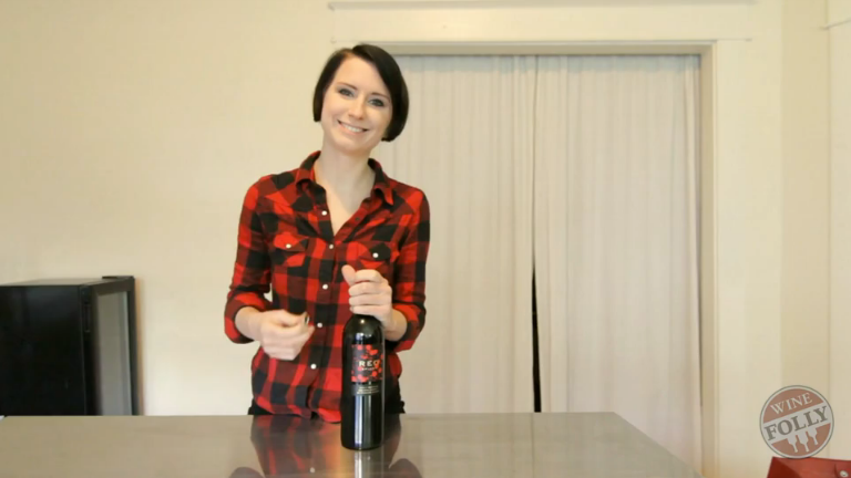 WineFolly's tweet photo. How to open a bottle of wine with a “waiter’s friend” style corkscrew. FYI, these are the restaurant industry standard tool!
https://t.co/GwBrRe1anI
#winehacks #winehack #wineopener #winebottle #winetips https://t.co/DbViD5r9eI