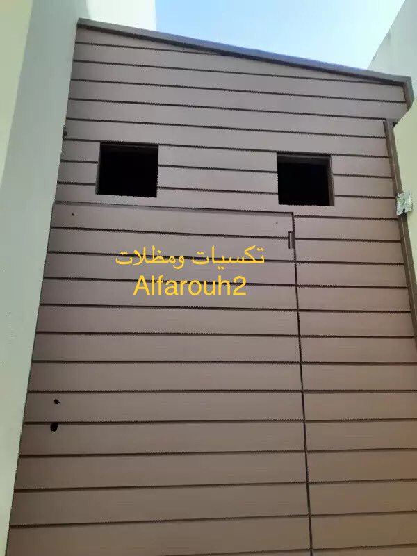 الاستفادة من ارتداد المنزل بعمل مطبخ خارجي من مادةWPC ذات الشكل الجميل والمقاومه للعوامل الجويه مع الضمان