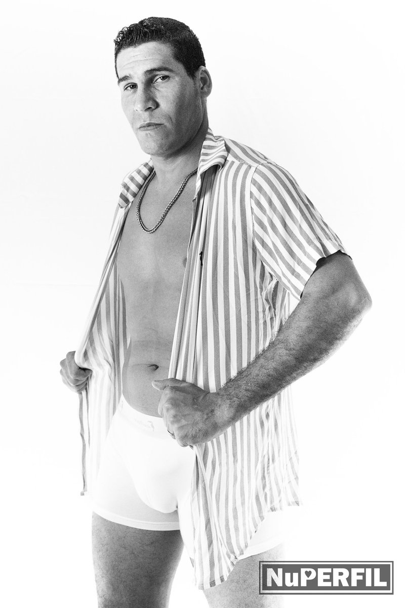 Você faz a pose que quiser...
O importante é estar à vontade, relaxar e embarcar em suas próprias emoções 📸🖤

Ensaio #Fotográfico Intimista realizado no #Estúdio NuPerfi | Fabrício 

Veja aqui cada detalhe: 
bit.ly/2OyVgEr

🩲🩲🩲🩲