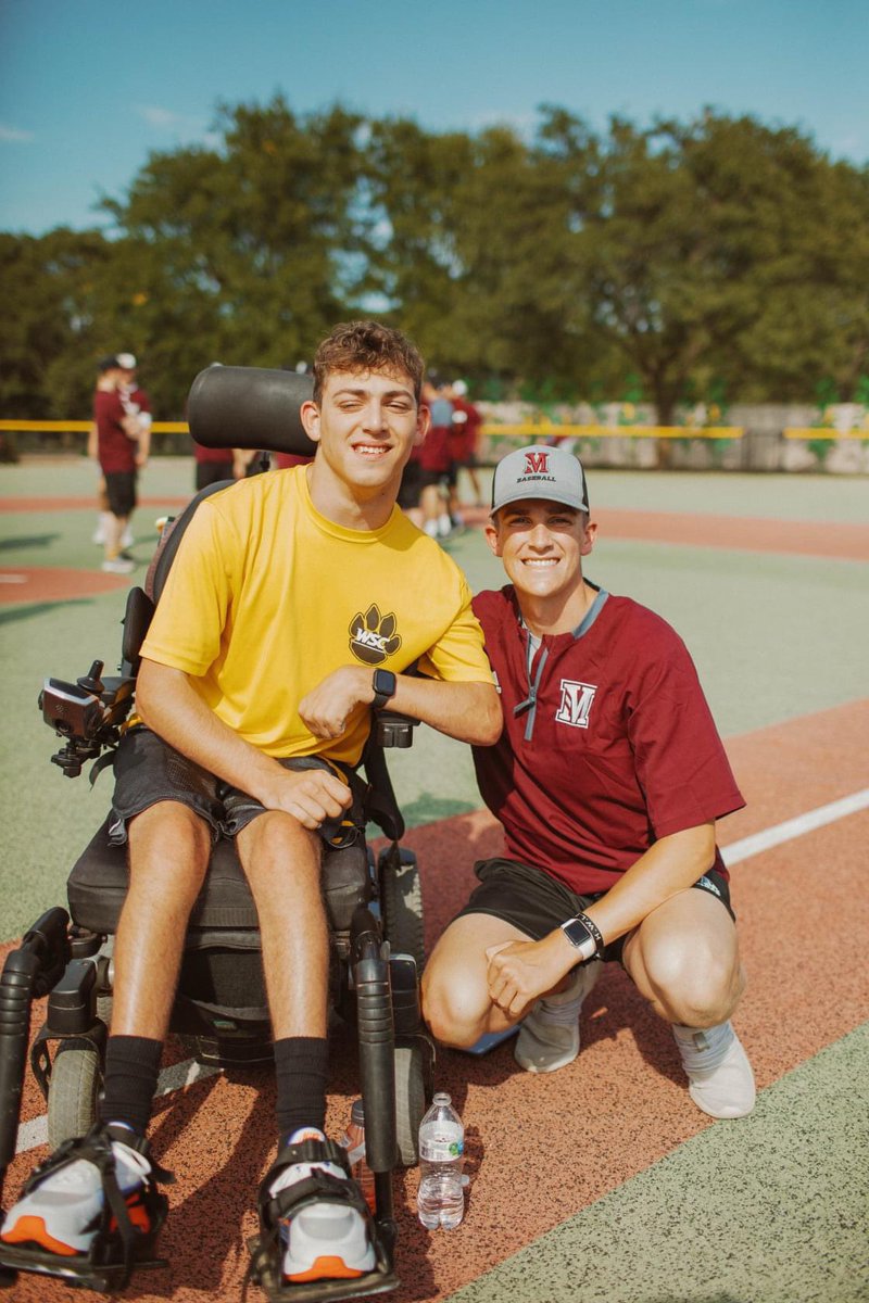 MiracleLeagueSC's tweet photo. Thank you to Briar Cliff University PT Students and to Morningside University Baseball for coming out yesterday to our first games of the fall season! Our athletes loved having you there supporting them &amp; being their buddies! It what a beautiful day to start the fall season ⚾️👏🏼 https://t.co/rgO1z2qFEp