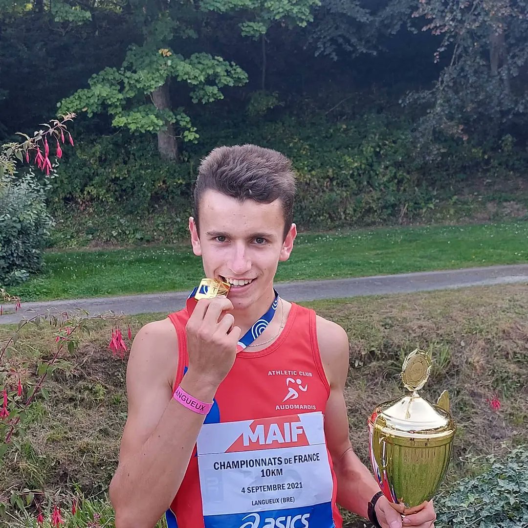 A la rencontre d'Antonin MARQUANT 🇨🇵
Récent recordman de France JU du 5km et Champion de France du 10km s'est prêté au jeu des questions ! #rcarrasathletisme #ffathletisme 
Interview à retrouver ici ⬇️
rcarras.athle.com/asp.net/espace…