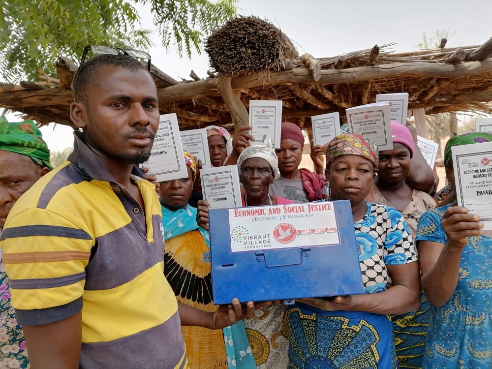 PeaceforlifeG's tweet photo. Rural livelihoods Enhancement through VSLA.
Peace for life Ghana. West mamprusi municipal. North East region of Ghana. https://t.co/joXfj2Emfv
