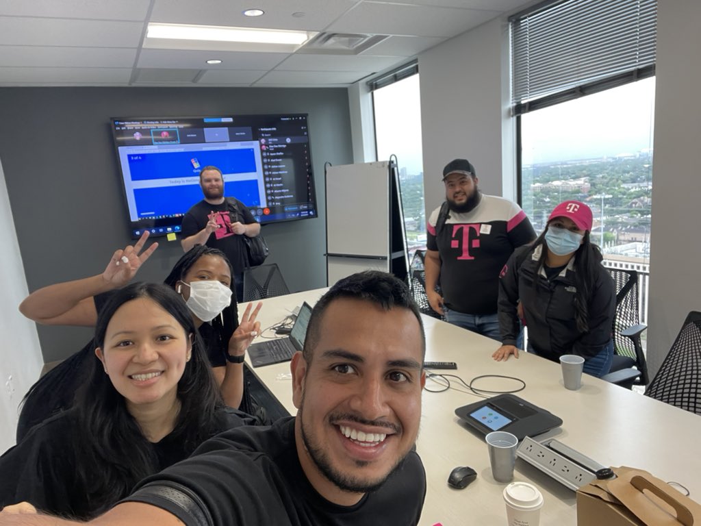 jonicatamayo's tweet photo. Love that I got to finally meet some of our passionate @TMobile Texas Tough HTEs in person plus the amazing magenta leaders @4everJod @InMeeksOpinion @wgortiz3 💪💪💪 Let’s go,Team!!!💪💪💪#HometownExpert @JosiahBurdge @rboutelle01 @jstn692 @JohnStevens_ https://t.co/lv0uE7heGj