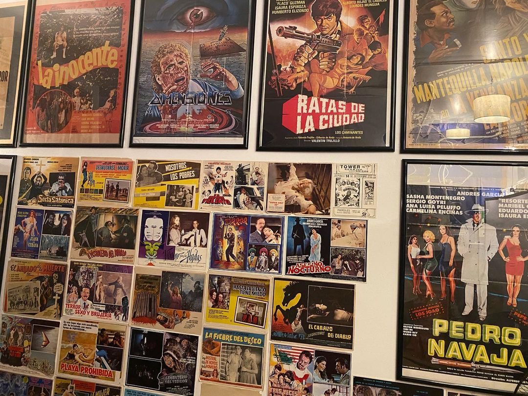 Trash_Mex's tweet image. My Saturday Night en Boyle Heights. Check out the highlights of my vintage Mexican movie poster &amp;amp; lobby card exhibit. —&amp;gt;  trash-mex.com/2021/09/recuer… 

#cinemexicano #mexicancinema #mexploitation #vhs #mexicanhorror #trashmex #dontpanic #marioalmada #valentintrujillo #pedronavaja