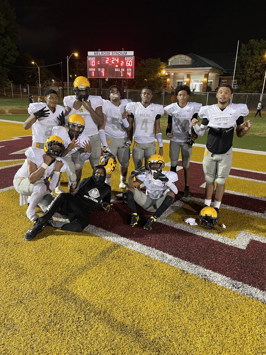 Cameron2miller's tweet photo. https://t.co/34UO5WNwkn vote for us game of the week🍊🍊 https://t.co/SNeas6bXxL