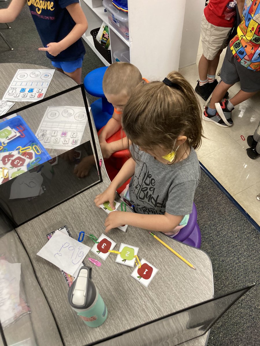 Candy Dodd tweet media