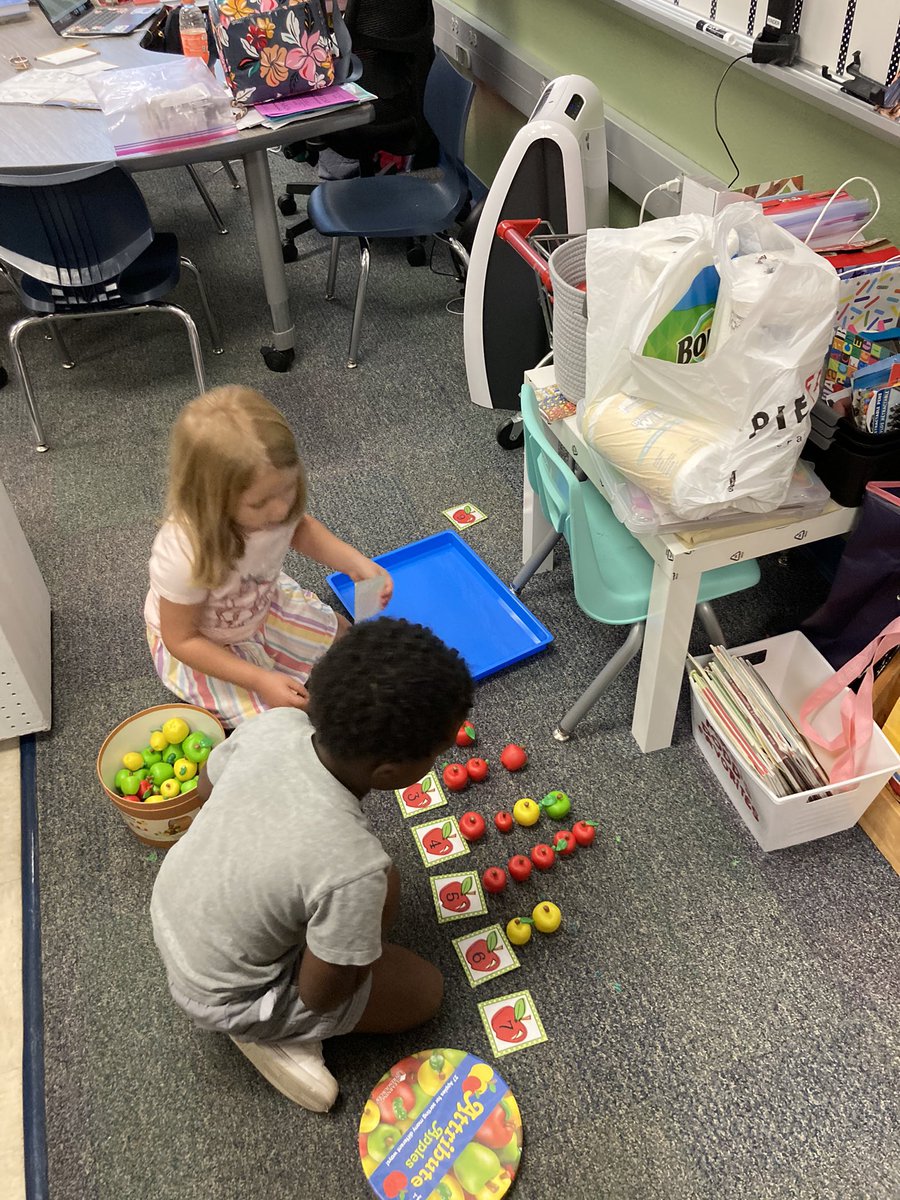 Math work stations- apple edition 🍎🍏 #gesshineon