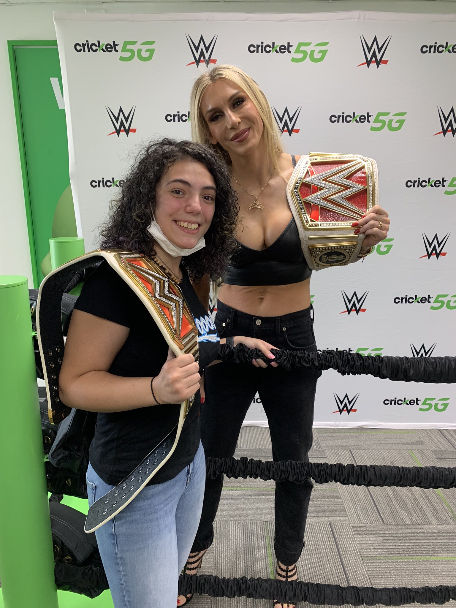Charlotte Flair Shares Stunning Photos From WWE Raw Attendance 2