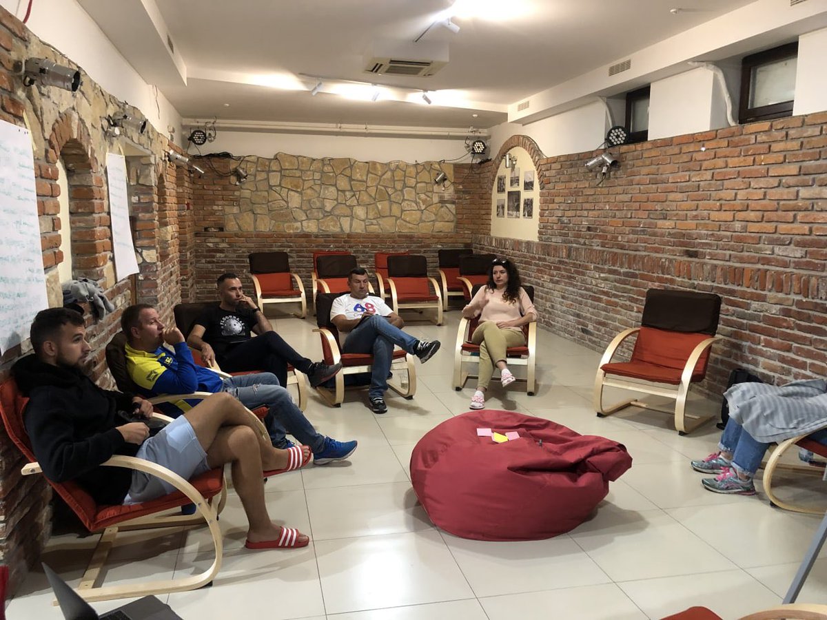 🔹 11-12 вересня під Львовом зібрались ініціативні представники українського флорболу на чолі з Правлінням федерації, щоб окреслити і розробити план для розвитку флорболу в Україні на майбутнє. 

<a href="/ukrainefloorbal/">Ukrainefloorball</a> <a href="/IFF_Floorball/">IFF</a>