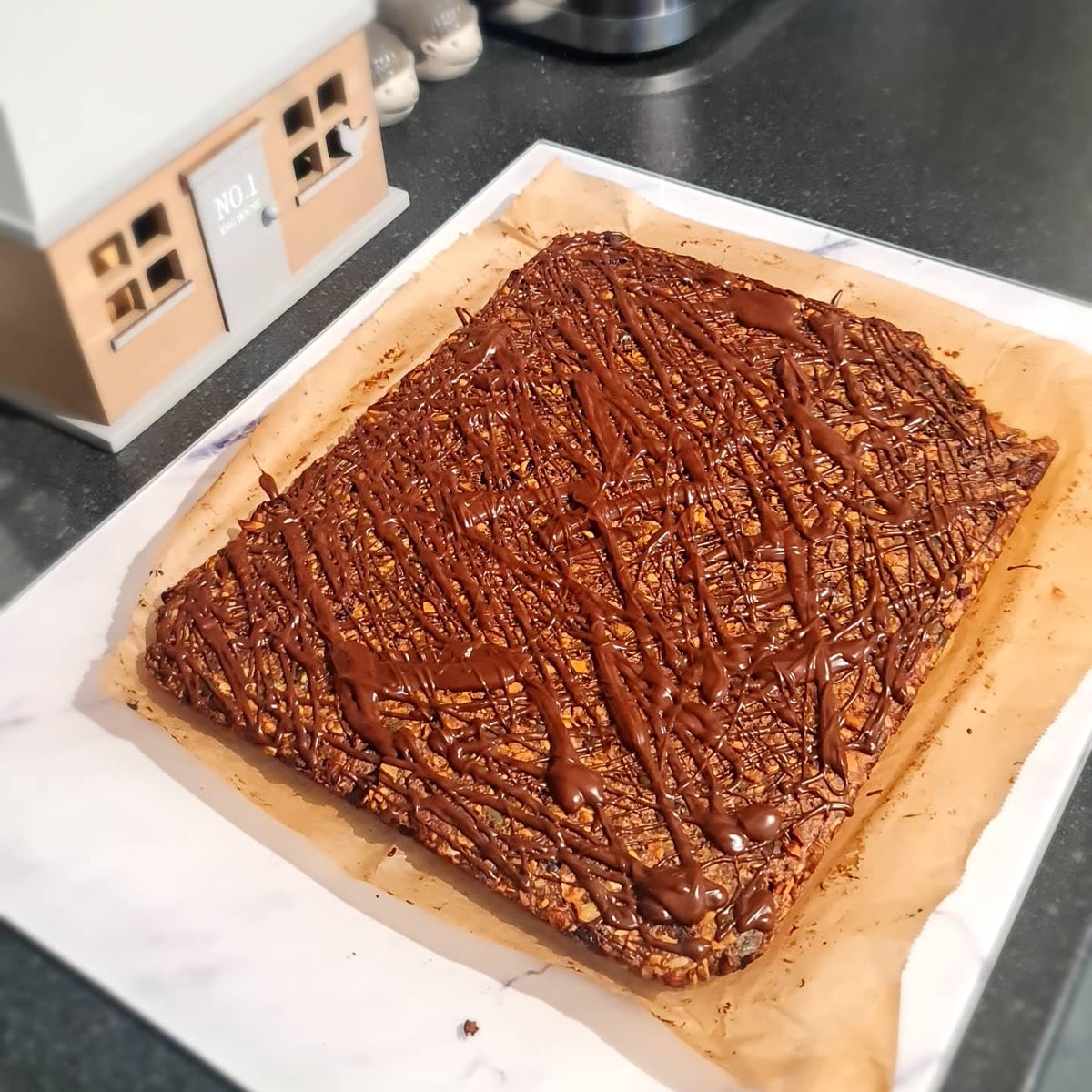 VChigwada's tweet photo. Almond butter carb clever granola bars sweetened with medjool dates paste 😋
#homemadefood #snackbar #carbclever #carbcleverbars #homemadesnacks #snacks #FetchYourBody2021 #healthyfood #cleaneating #heathysnacks #sugarfree #sugarfreesnacks #foodie #healthlifestyle #foodlover https://t.co/73lfZsdGaP