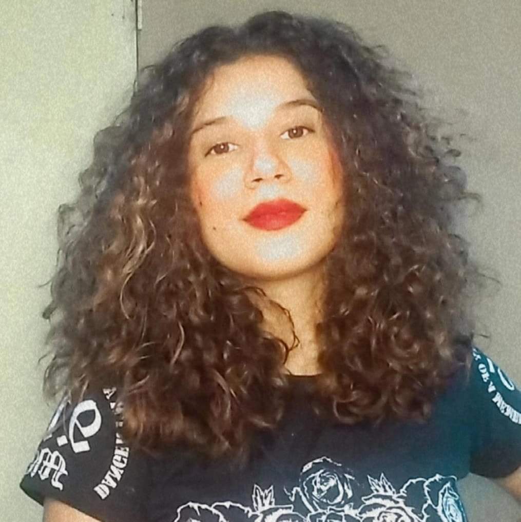 fernanda_segbr's tweet photo. Tua voz me chama sobre as águas
Onde os meus pés podem falhar
E ali Te encontro no mistério
Em meio ao mar, confiarei 🎼 https://t.co/qPOCx44JXV