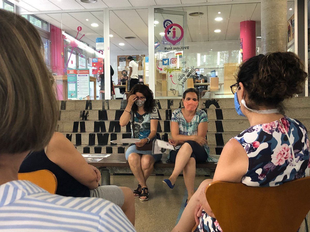 @ccivicbesos <a href="/CalaixAmbiental/">Calaix Ambiental</a> <a href="/Bcn_SantMarti/">Districte de Sant Martí</a> <a href="/CcivicsBCN/">Centres Cívics BCN</a> <a href="/enverdim/">Enverdim Barcelona</a> <a href="/ActionGentrific/">Gentrific-action</a> <a href="/Avvelbesos1/">Avvelbesos</a> <a href="/AvvMaresmeBCN/">Avv Maresme BCN</a> <a href="/ccalisidret/">Casal Ca l'Isidret</a> Gràcies @ccivicbesos per convidar a #besos verds i al col·lectiu de #escocells de Cristòbal de Moura