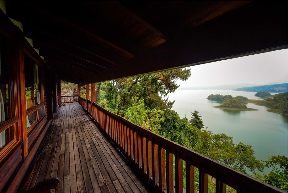 zirahuenforest's tweet photo. La mejor vista de todo el lago para dar el grito, fotografía desde nuestra Villa Residencial Esmeralda.
#zirahuen https://t.co/iVJpBwNDmh
