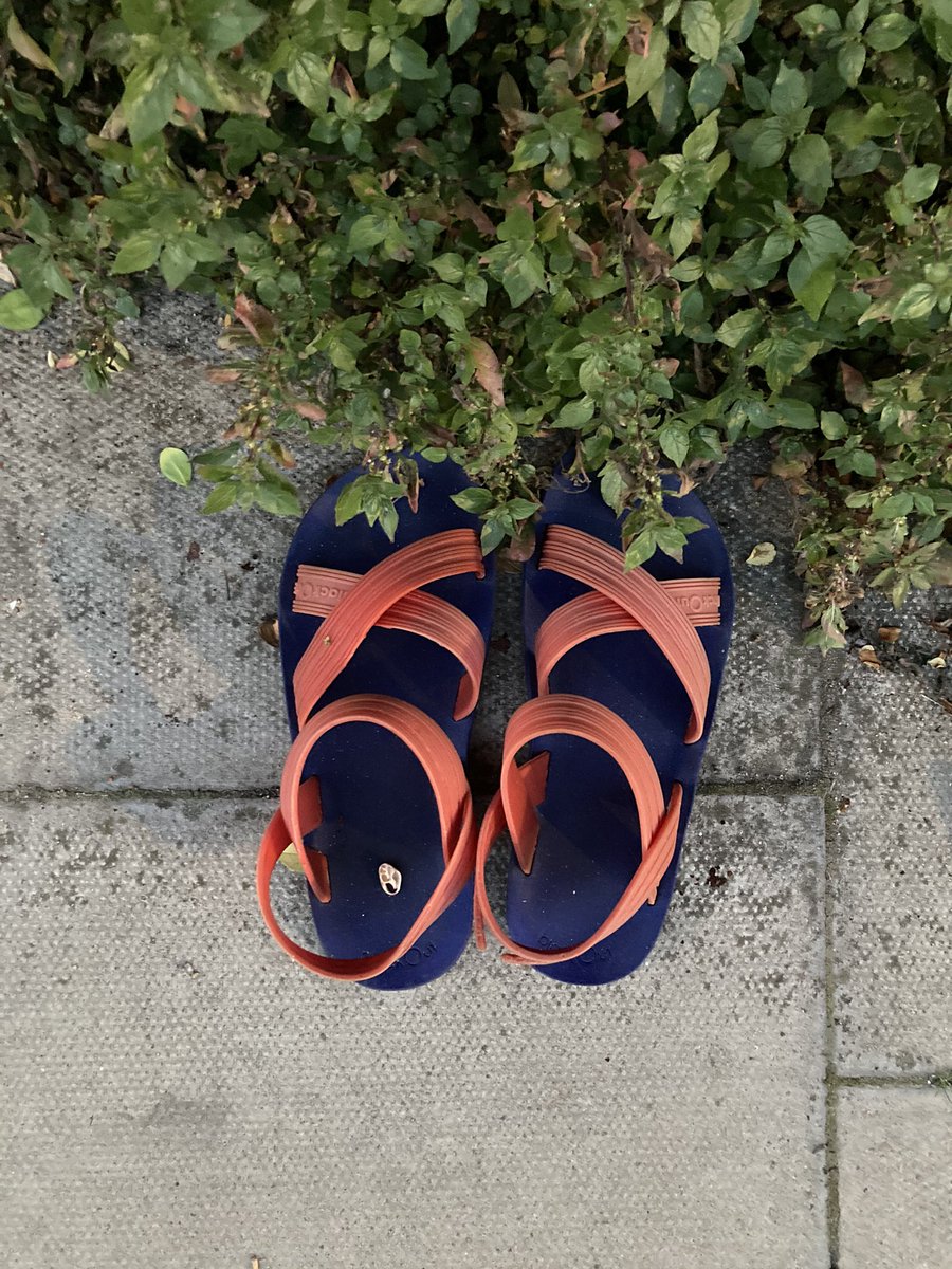 suehardingfoley's tweet photo. these would have been handy last week. thanks anyway. #foley #streetfind https://t.co/PPxZ1XXf3G