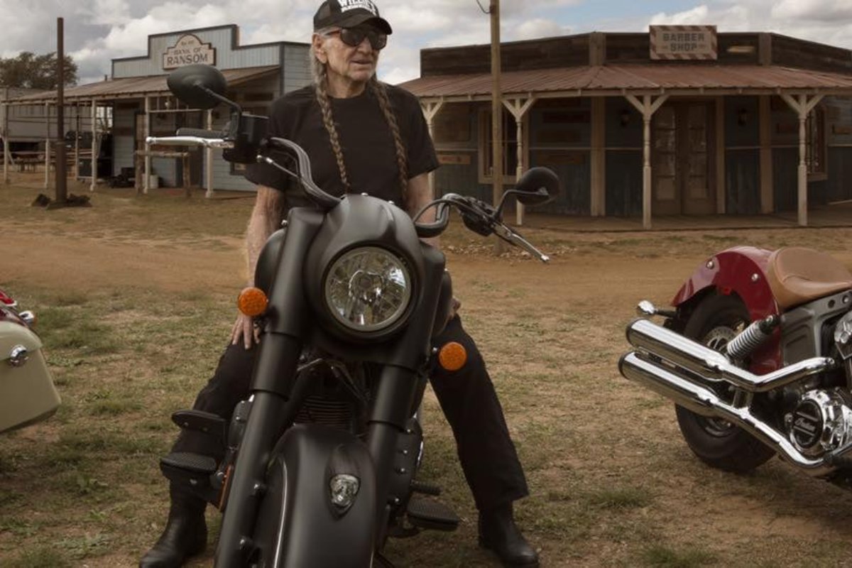 firstamericanec's tweet photo. Be like Willie. #IndianMotorcycleOfElCajon #IndianMotorcycle #ElCajonBikes #AmericanMade #MotorcycleParks #MotorcycleAccessories #MotorcycleDealership #CaliforniaMotorcycles https://t.co/Q8hsyFjpFy