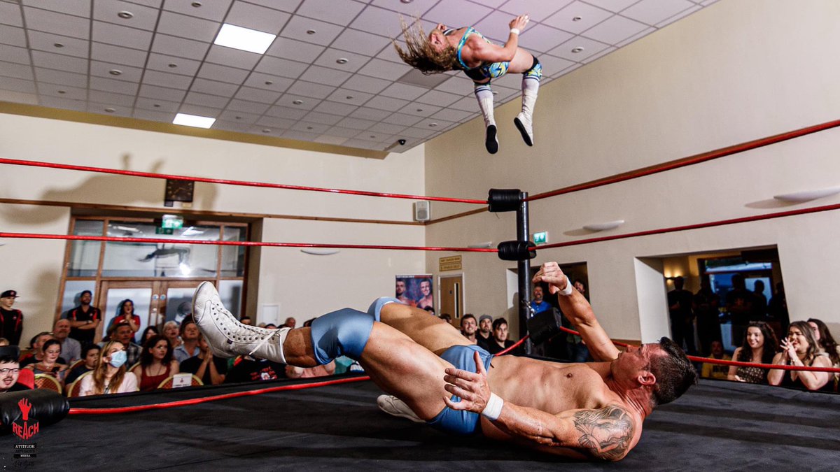 NickRileyPro's tweet photo. ✈️✈️✈️✈️

📸 @Attadvismedia 
🤼‍♂️ @REACHWrestling https://t.co/IOo9DhYjPy