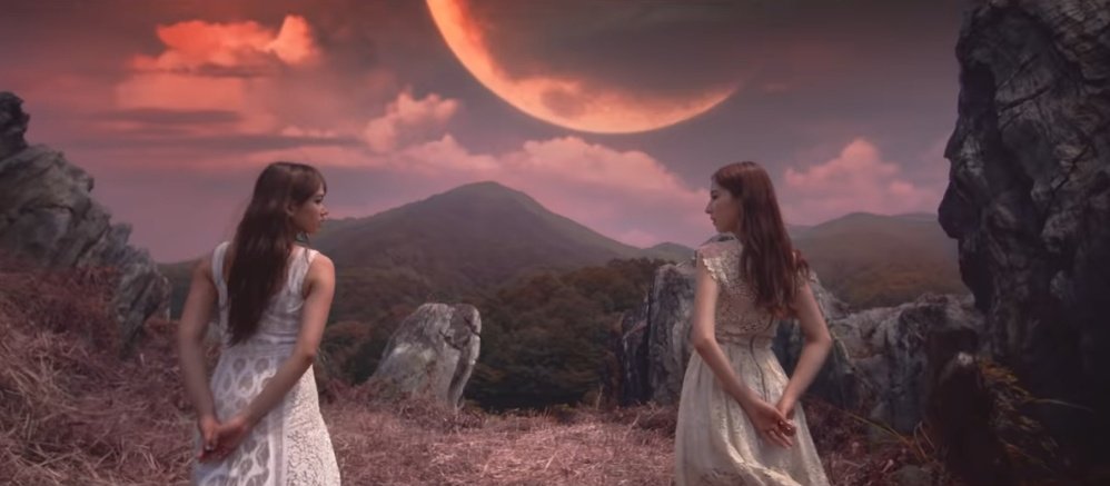 E_Lyn-QWYAk5pxM?format=jpg&name=medium