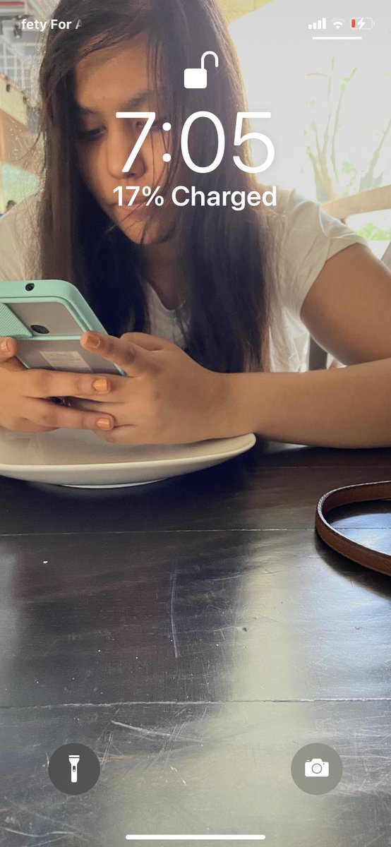 sunithanahar's tweet image. And here is mine 😍 
#TweetYourLockScreen ♥️