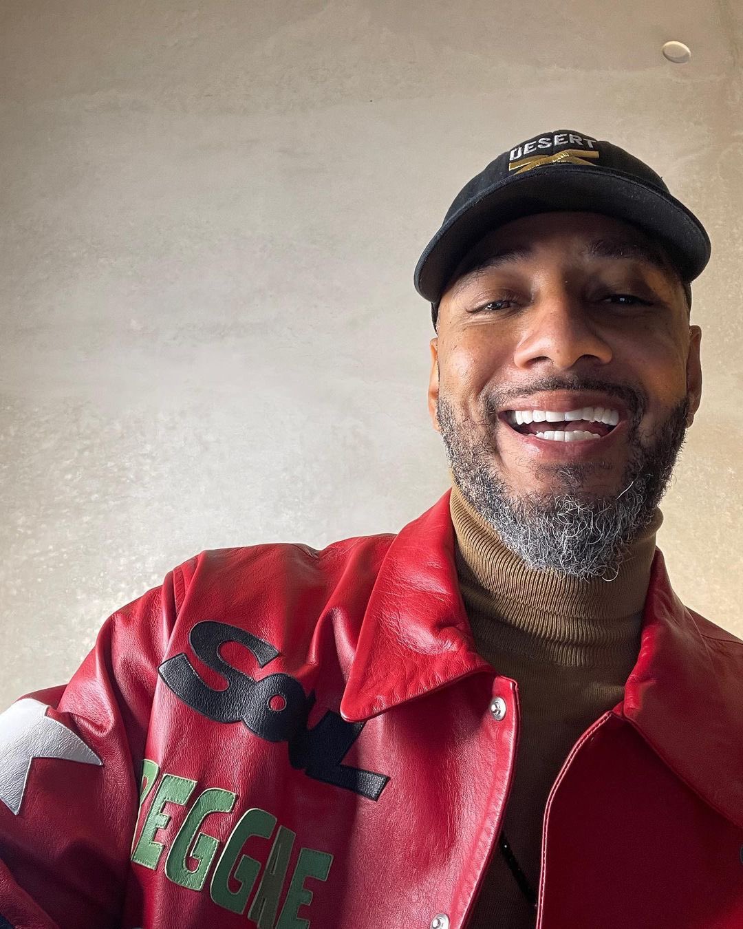 Happy Birthday to the one & only GREAT Swizz Beatz   Drop y all BDAY LOVE below! 