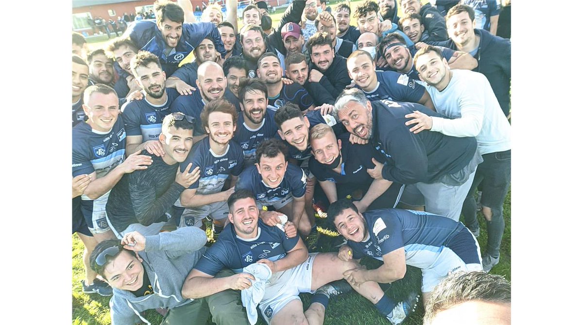 #URBA #SegundaDivision - <a href="/ArgentinoRugby/">Club Argentino Rugby</a> goleó a La Salle y sigue en la cima. El conjunto de Avellaneda se impuso por 54-15 y continúa firme en busca de la clasificación a semifinales por el ascenso. rugbychampagneweb.com/Noticia/argent…