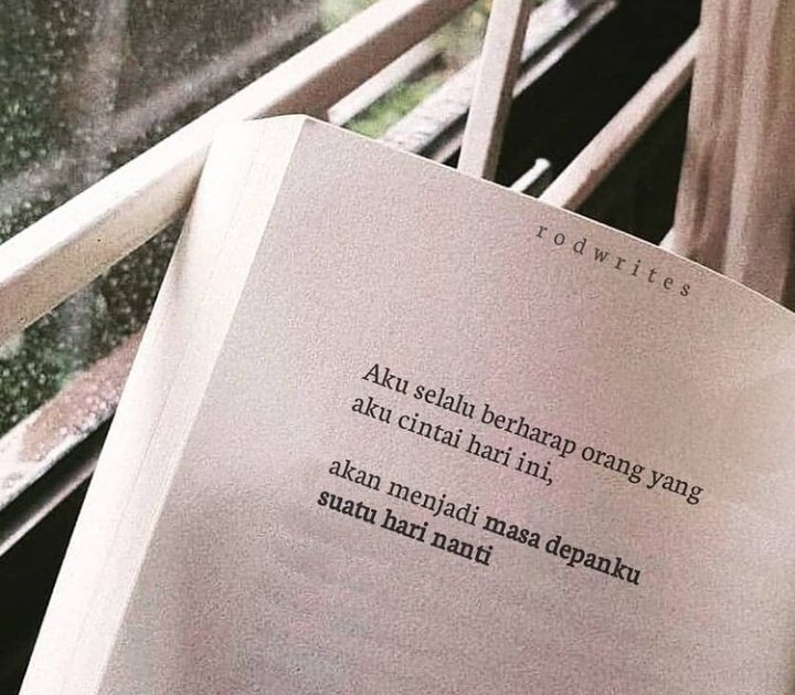 punyaorang2110's tweet photo. Aamiin. Semoga aja kamu✨ https://t.co/skWVjQrJkQ