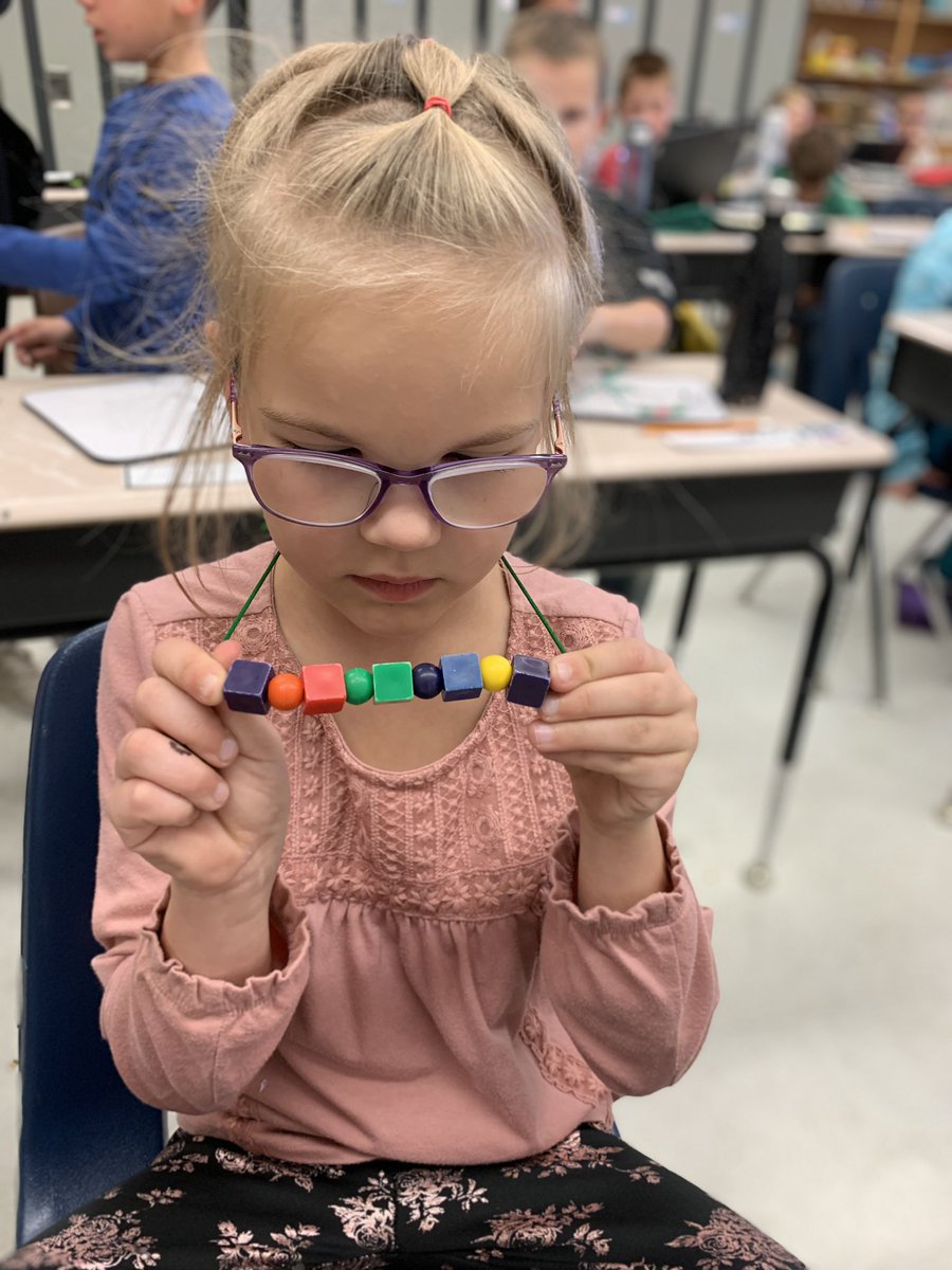 thuekim's tweet photo. Beginning our patterns unit by making necklaces and bracelets. https://t.co/B7Sw4MqiC9
