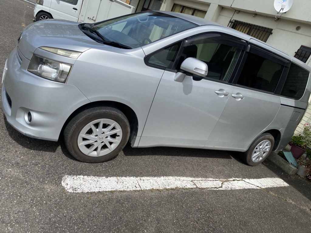 CSC_Carservise's tweet photo. 70VOXY GET✨
気が向いたら奈良に帰ります笑笑
#70VOXY
#TOYOTA https://t.co/nMzcRVGyDK
