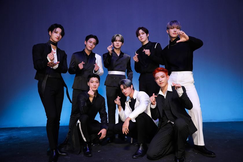 ateez_charts's tweet photo. .@ATEEZofficial is the first and only K-POP group to reach #1 on the Worldwide iTunes Album Chart with 3 albums this year.

#에이티즈 #ATEEZ https://t.co/PYsBoEcgFc