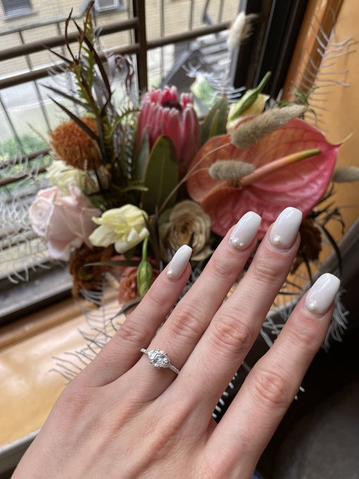 WIFED UP!!!! 💍🥰💞😭🌸 https://t.co/Z6pEgz36Ie
