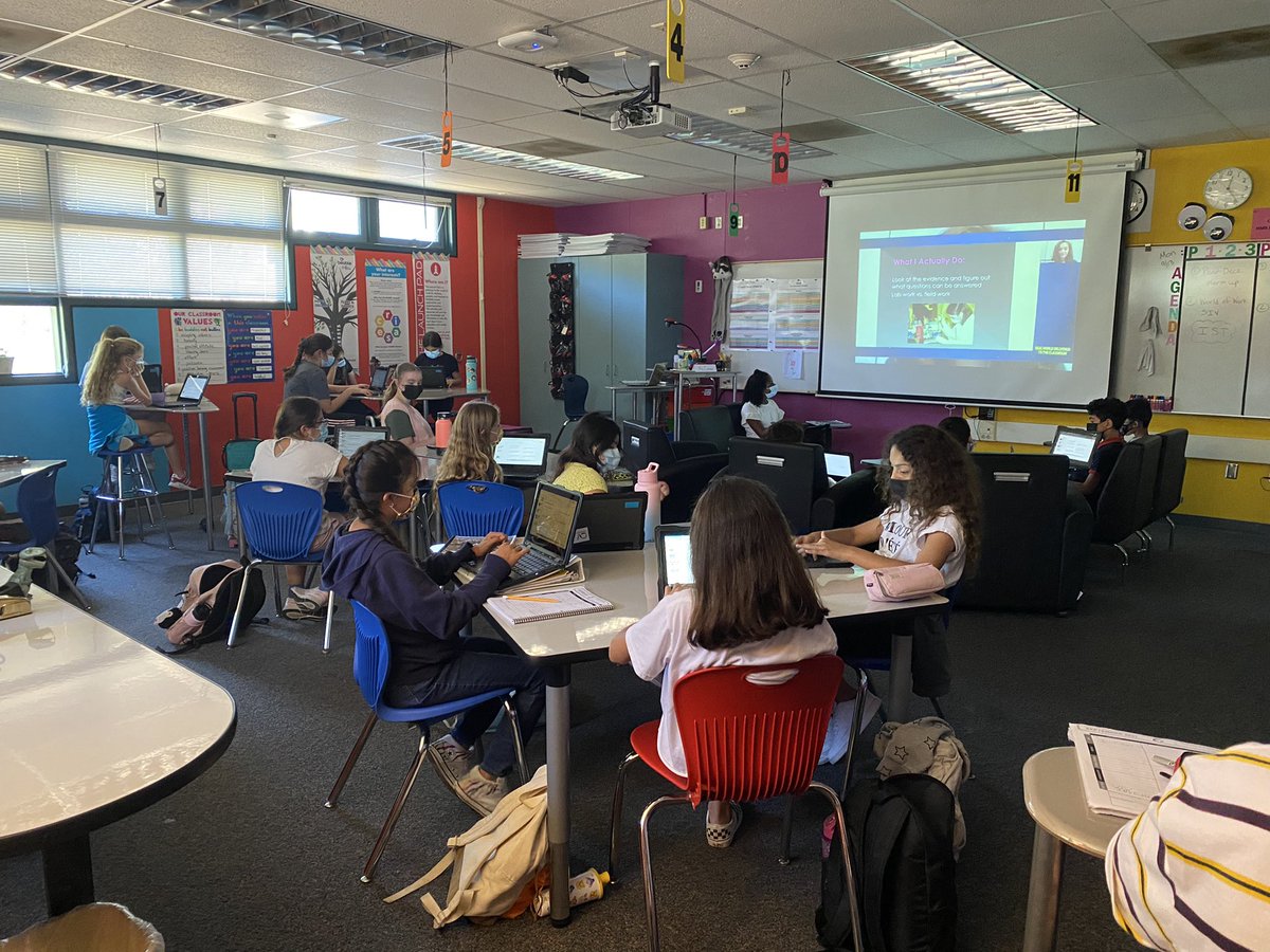 _Emily_Conner_'s tweet photo. Hillsdale Career Explorations Wheel 6th graders explore the INVESTIGATIVE RIASEC with a Forensic Scientist Nepris Meet a Pro. #nepris #hms #cvusd #worldofwork #careerexplorations https://t.co/mEVh0SZUVc
