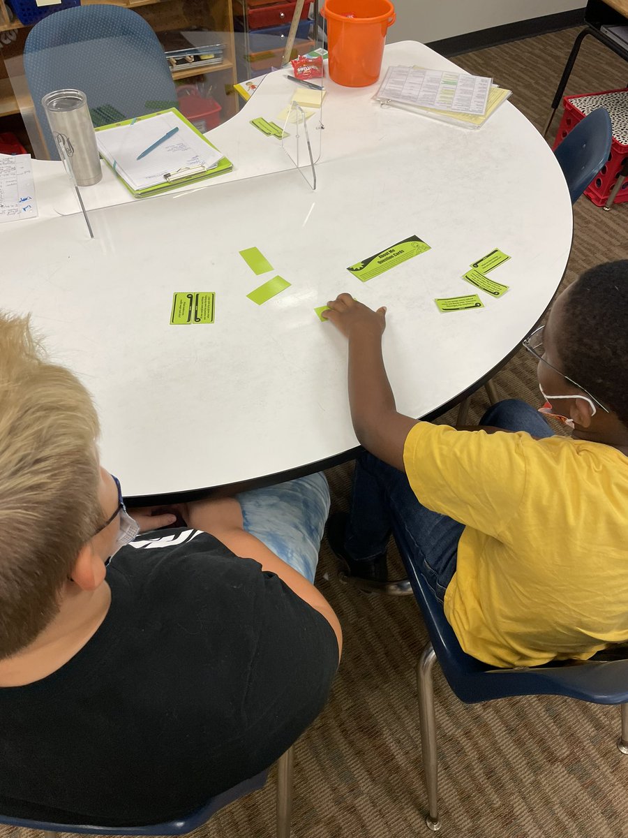 srscottLES's tweet photo. Kagen structures on the first day of book club! A student shared that he was thankful for his teachers! I replied we are thankful for you, too! @KaganOnline @LeaphartElem #gettoknowyourreaders #itmakesadifference #thisisleaphart https://t.co/0fJfWaUSrO