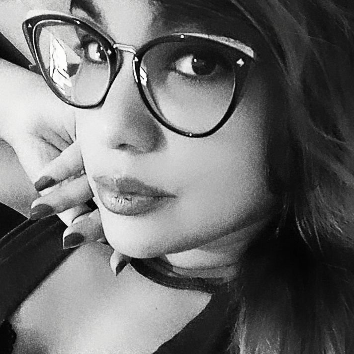 Michellefs25's tweet photo. Venha se divertir comigo  > Ouvindo música em #BIGOLIVE.https://t.co/eXttyw8U1E https://t.co/haJHF9AXL1