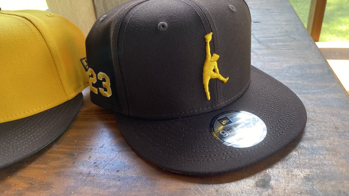 GregTish_'s tweet photo. Thank you @BillionCreation and @SDHatCollectors!!! #HungryForMore @tatis_jr https://t.co/z0IWY4mhNG