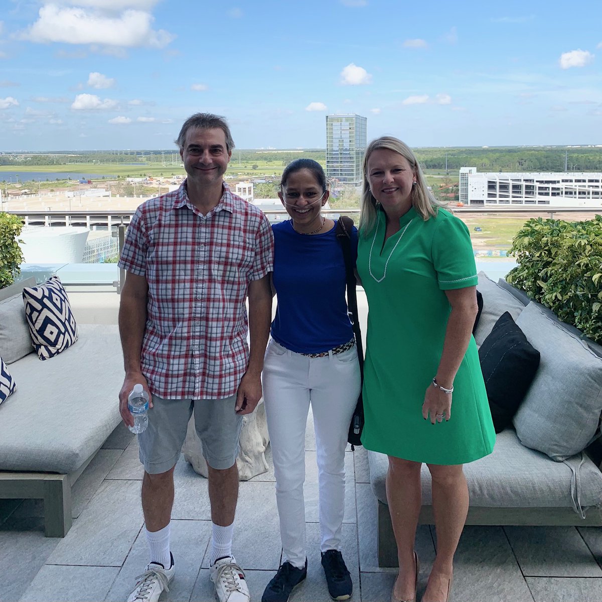 OxiWear's tweet photo. Today marked the in-person start of the @leADsports &amp; Health Tech @LearnLakeNona program. We enjoyed learning about the accelerator and touring @beepAVsolutions and the @LN_Performance Club. 
.
.
#PH #iPHight #wearables #healthtech #sportstech #leAD2021 #startup #pulseoximeter https://t.co/q5RUwrrbsh