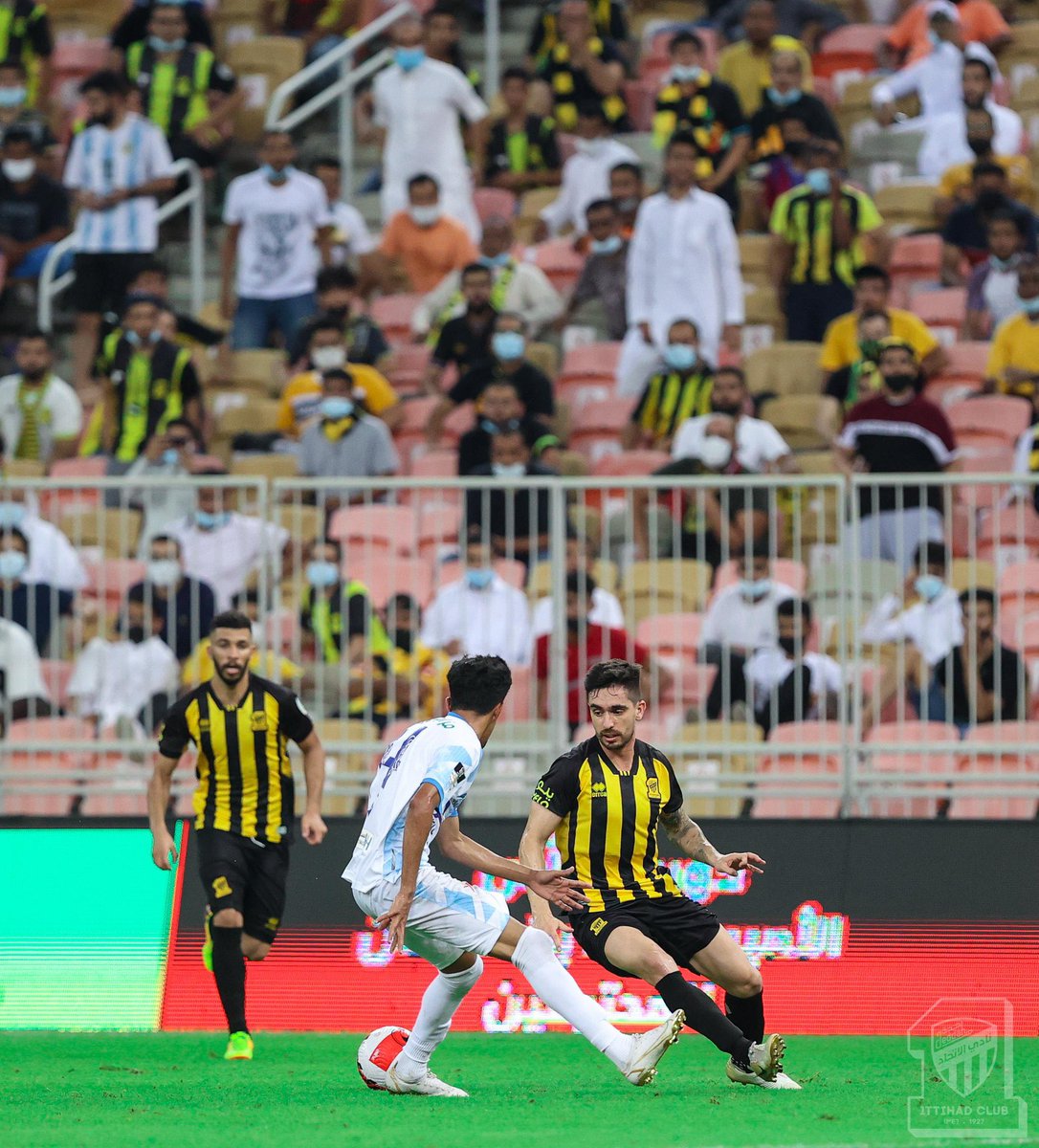 ALDhmi_87's tweet photo. افضل نسخ كورنادو .. تقارن مع لاعب واحد فقط
اسوأ نسخ كورنادو
لا تظلم اي لاعب في فريقك بـ مقارنته مع هذا اللاعب
قد يكون لاعبك موهوب .. ونجم .. منتج .. متألق
لكن كورنادو؟
اعلى من ما تعبره كلماتك اكبر من ما تصفه حروفك
و اكثر من ما يتصوره عقلك اعمق من ما يمكن ان تراه
#IC77 🐐 https://t.co/RwyzsjsdIK