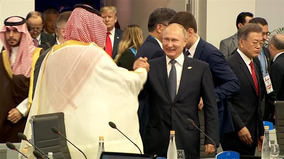 HarshtagReality's tweet photo. @LeaBlackMiami Remember when Former Guy ignored the fact that the Saudi Prince had an American WAPO Journalist massacred and literally cut into pieces?  Putin and the Saudi Prince were clearly not afraid to celebrate shortly afterwards.  #GQP https://t.co/5ppnFEbZsS