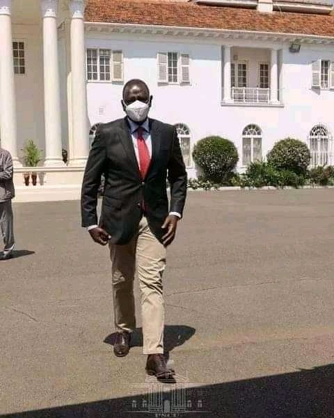 drmsanii2's tweet photo. If you believe Deputy President William Ruto will be next president of Republic of Kenya... Retweet 🔄 and Like this photo. 
Ksh 12, 399 Deputy President Miguna Miguna Onyoka Nick Ruto Ol Moran Kioni kasarani Gideon Moi Moses Kuria Kalonzo Musyoka Raila Kisumu County https://t.co/nWJIu5sVuG