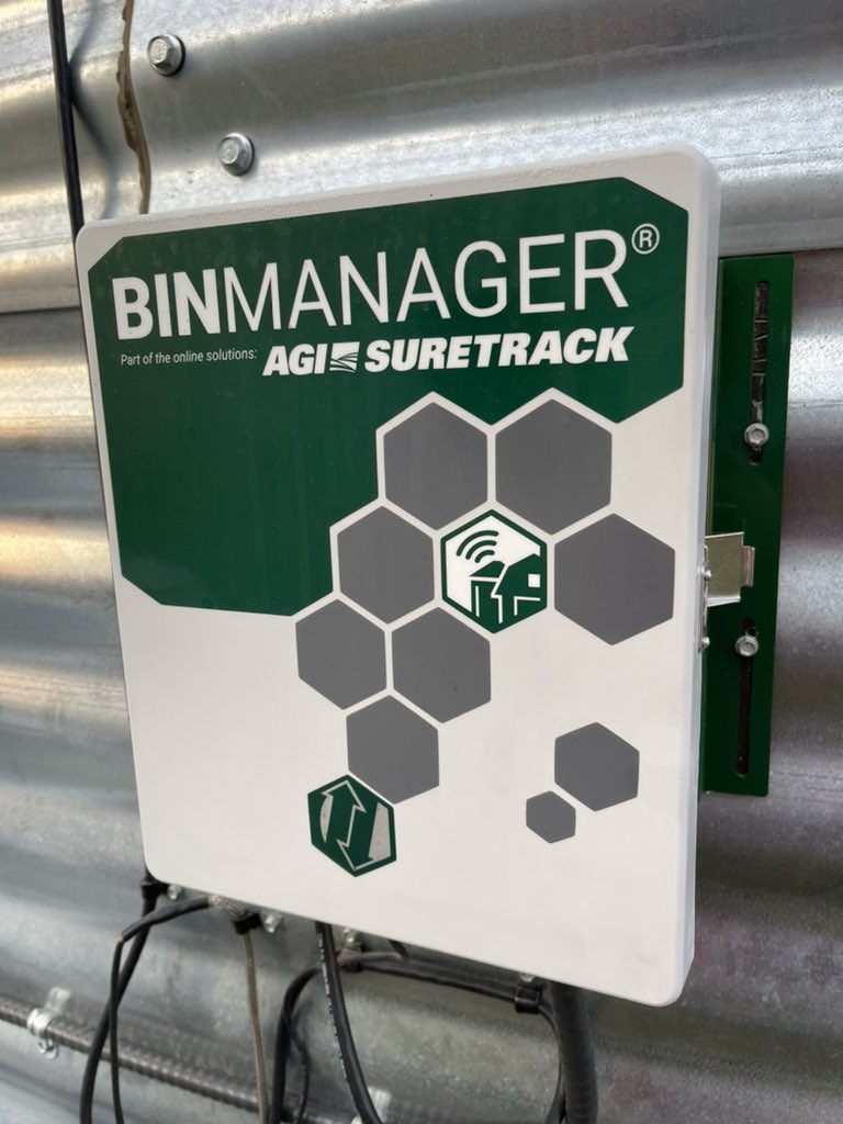 scott_perkin's tweet photo. Wow!  Simply wow!   Top notch customer service and support from @AgGrowthIntl.  @AGISureTrack install and customer service have been A+.  @cowie14 thanks for leading me in the right direction #binmanager #blackgold #nomoresleeplessnights https://t.co/OwzHG4GF6n