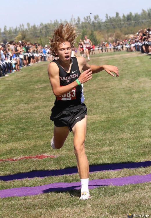 A 'Normal' Cross Country Season Is Taking Flight Across The Country, And In Oregon It Took Off At The Ash Creek Invitational First Big September Meet In Two Years Welcomed By Cross Country Crowd In Oregon @doug_binder 📰 buff.ly/3A7IbF9