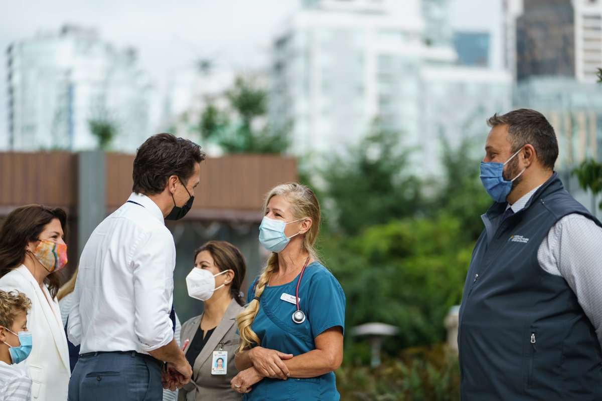 JustinTrudeau's tweet photo. It’s unacceptable to block someone from entering a hospital or clinic, or to threaten a health care professional who’s providing care to a patient. We’re going to protect health care workers, patients, and their families. https://t.co/7IIaYHkk9w https://t.co/SkNjb7AWdv