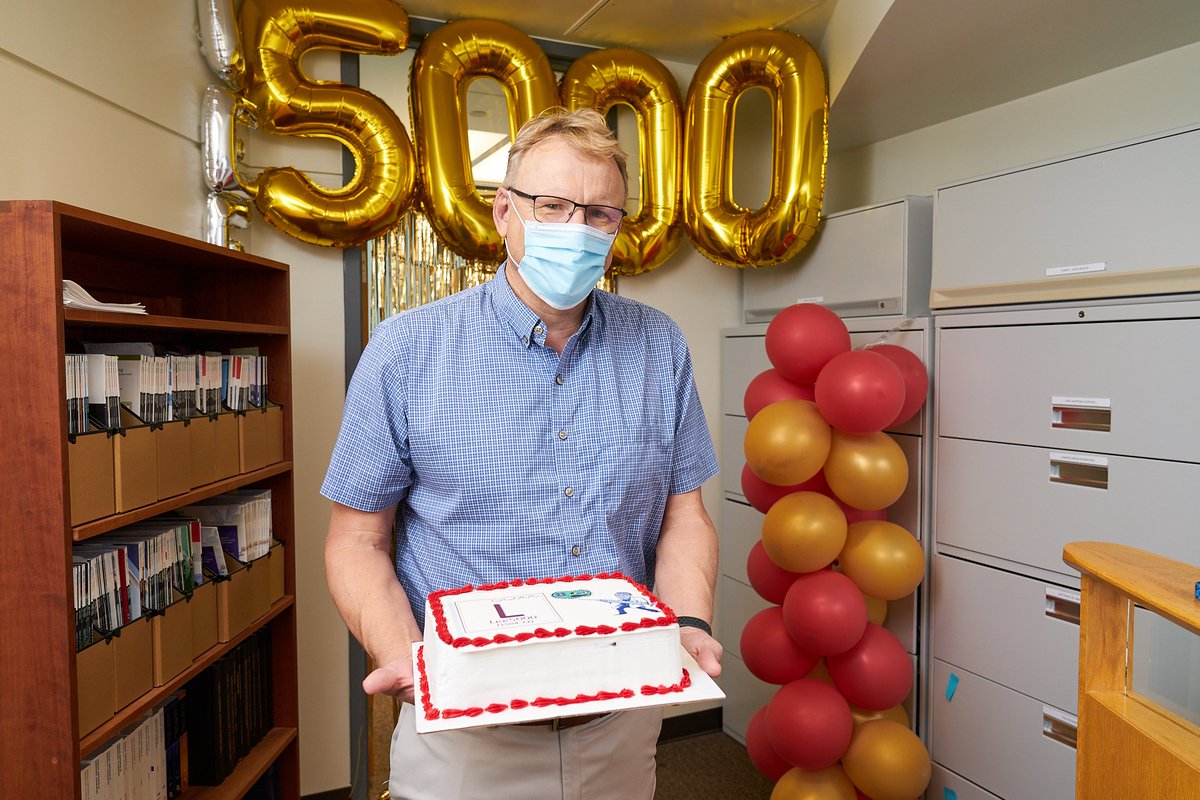 Big day in the Lee lab, 5000th molecule advances to biological testing and is celebrated with ice cream cake.  I want to thank the hard work of all those who have synthesized and tested these unique molecules over the past twenty years.