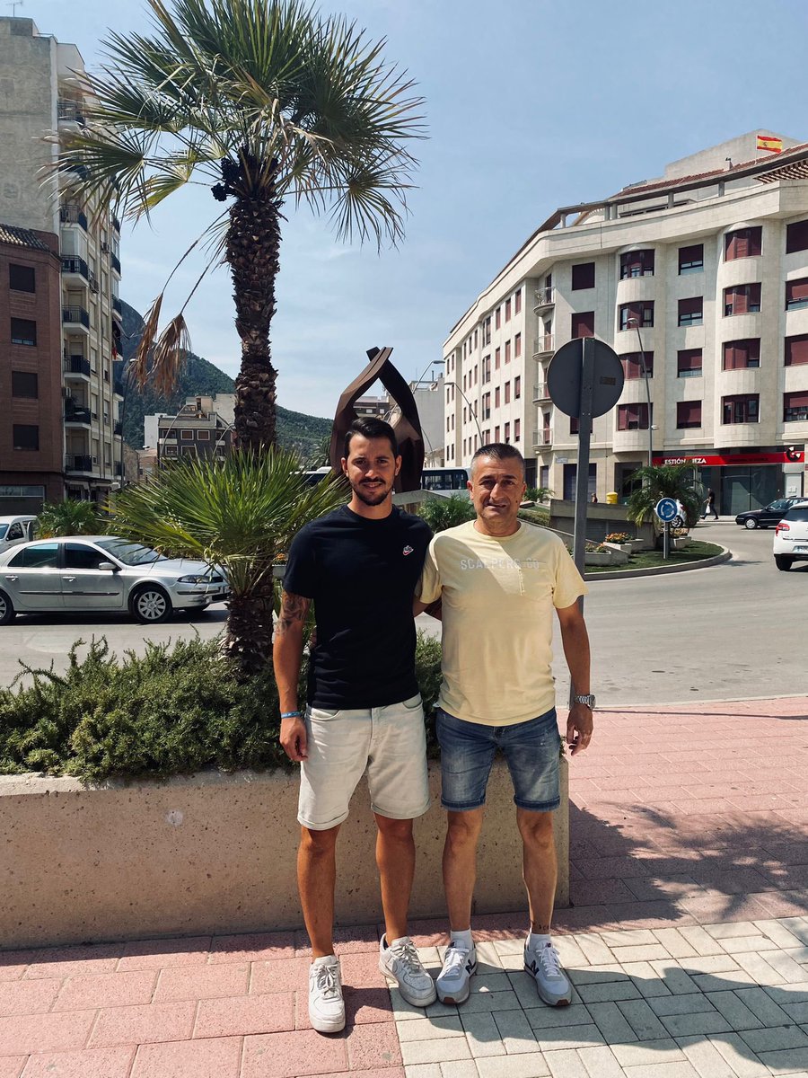 Venimos con noticias 🔝
Tenemos nuevo colaborador!! <a href="/JosePinera9/">jose piñera</a> será el encargado de captación futbol base en la Vega Alta de la región, ademas aportará sus años de experiencia como jugador en varios equipos tercera y segunda división B así como en el extranjero. 🇮🇸 
Bienvenido!