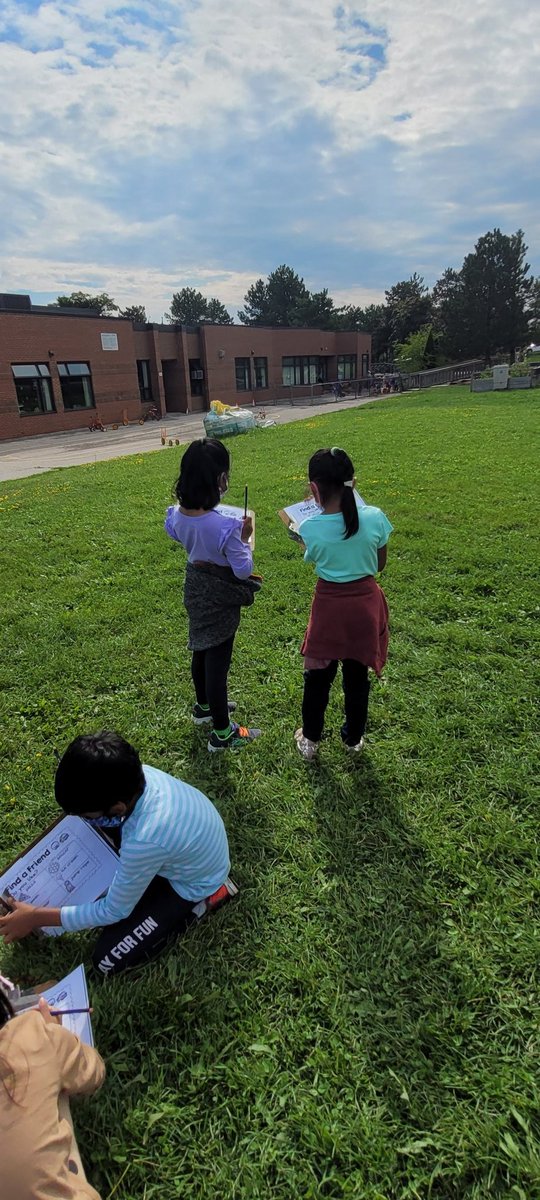 KteacherRose's tweet photo. Our @PlowmansPS2016 Panda's having a awesome morning getting to know each other https://t.co/AZr58VpwBy