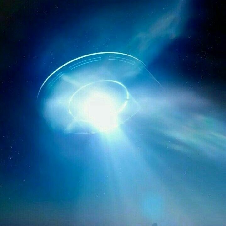 UfoAliensWorld1's tweet photo. #YeniProfilResmi https://t.co/rlZRjjJmmG