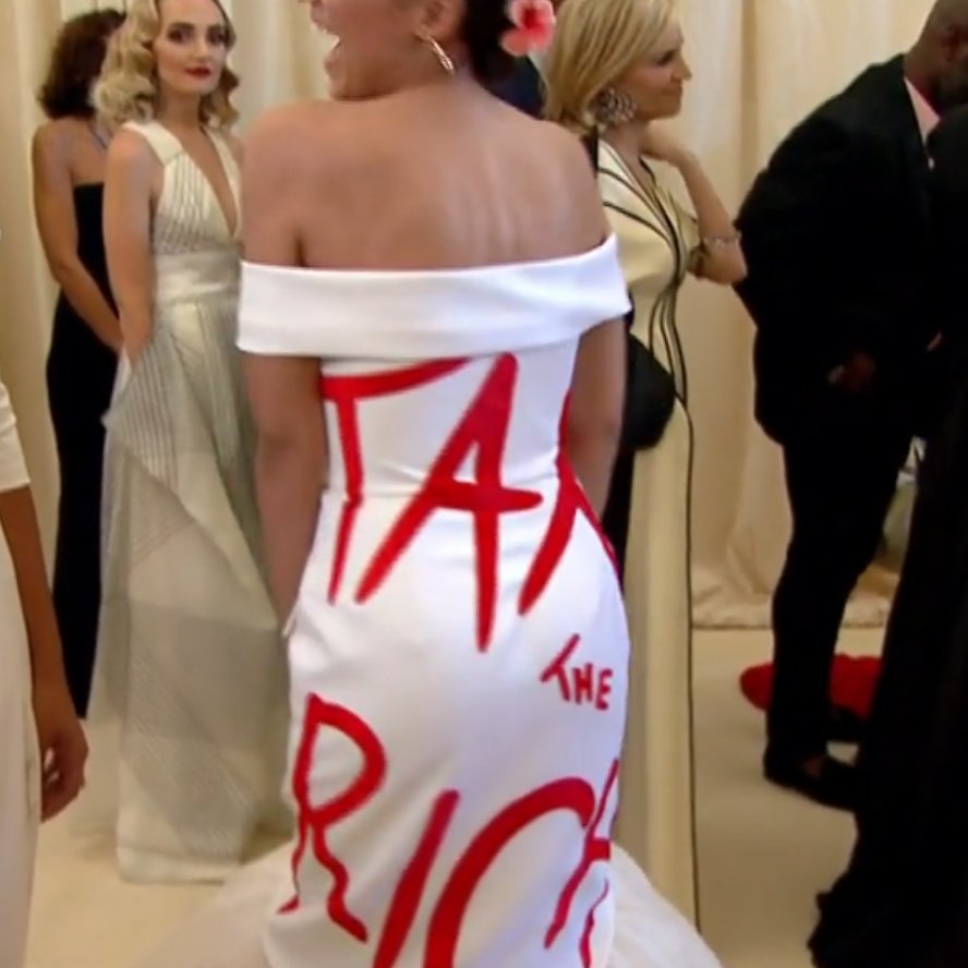 soloveysolitude's tweet photo. she said TAX THE RICH at the MET GALA as she SHOULD #MetGala https://t.co/KjouIcuRiy