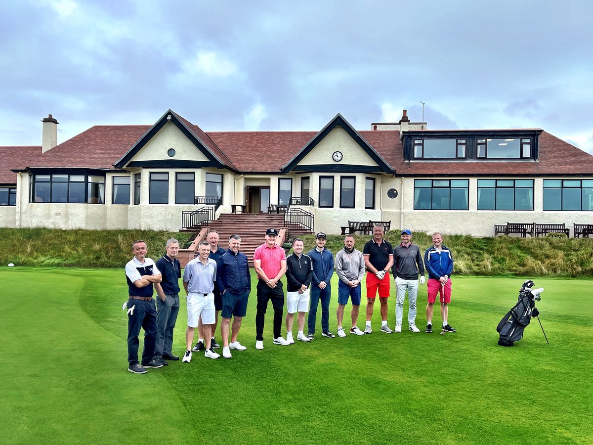 Fitz1704's tweet photo. Thank you to Ryan @ayrshiregolfcom for sorting a great 4 days of golf @DundonaldLinks @RoyalTroonGC @Barassie_KBGC and my favourite @Western_Gailes quality golf courses, hotel and a proper crack with the lads! Perfect admin by @NickPalmer007 too. Thank you all. 🏴󠁧󠁢󠁳󠁣󠁴󠁿🍺🏌🏾‍♂️🍸🍹 https://t.co/AyLeuoTb71
