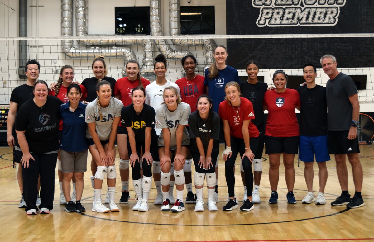 The U.S. Women 🇺🇸 are taking on Mexico 🇲🇽 at the Pan American Cup.

U.S. starters: 
Taylor Bruns - S
Rachael Kramer - MB
Lindsay Stalzer - OH
Ali Bastianelli - MB
Roni Jones-Perry - OPP
Danielle Cuttino - OH
Hana Lishman - L

Watch LIVE at youtube.com/watch?v=xSotak…
#VBPanAmCup